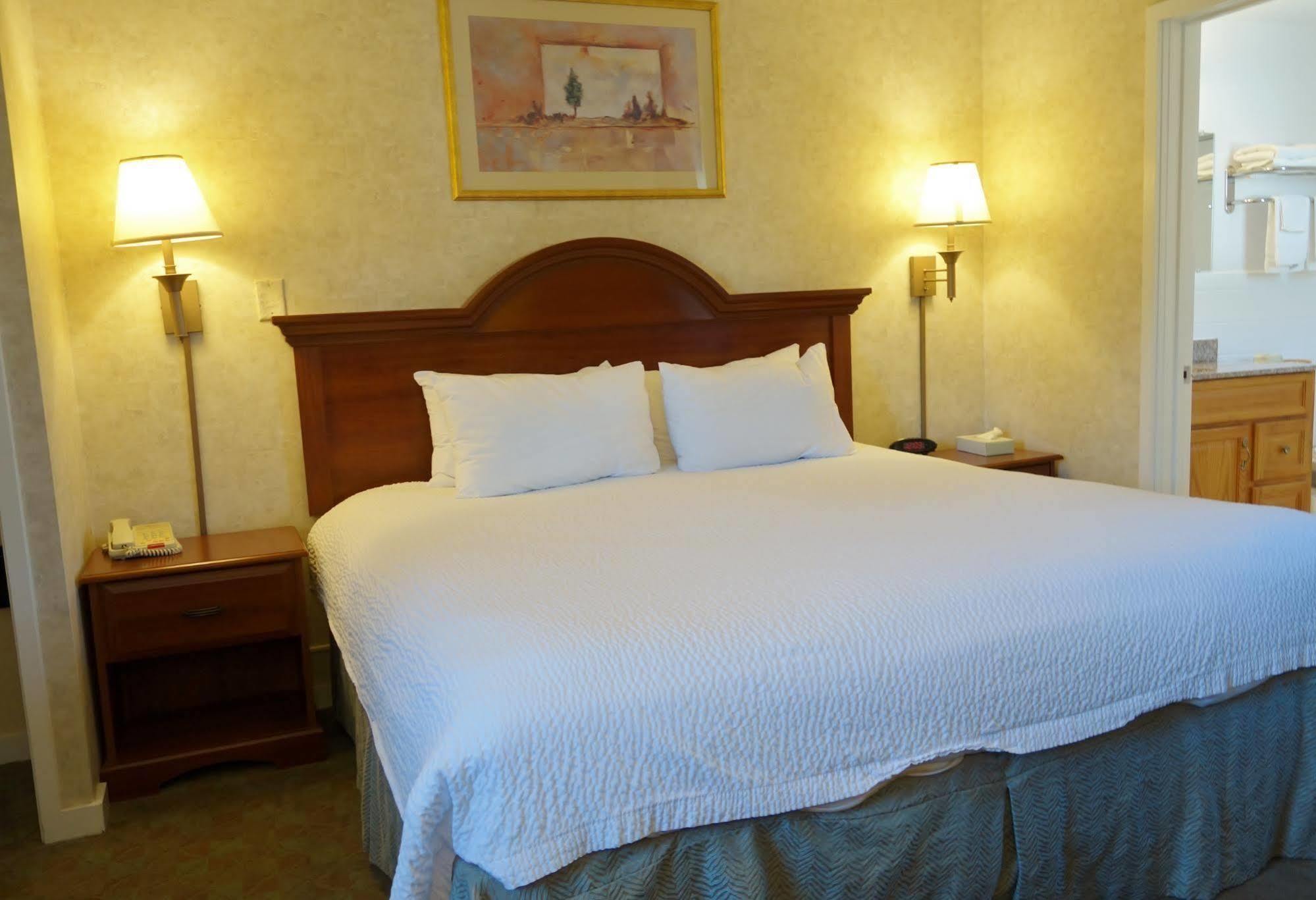 Monument Mountain Motel Great Barrington Ngoại thất bức ảnh
